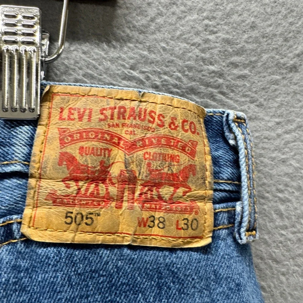 Levi's 505 Jeans Mens 38x30 (38x29 ACTUAL) Regular Fit Blue Denim Classic